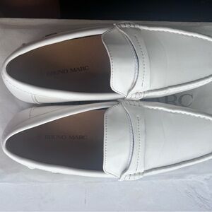 Bruno Marc Men's Classic White Slip-On Loafers
